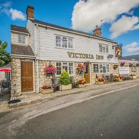 Victoria Inn Cowbridge Exterior foto