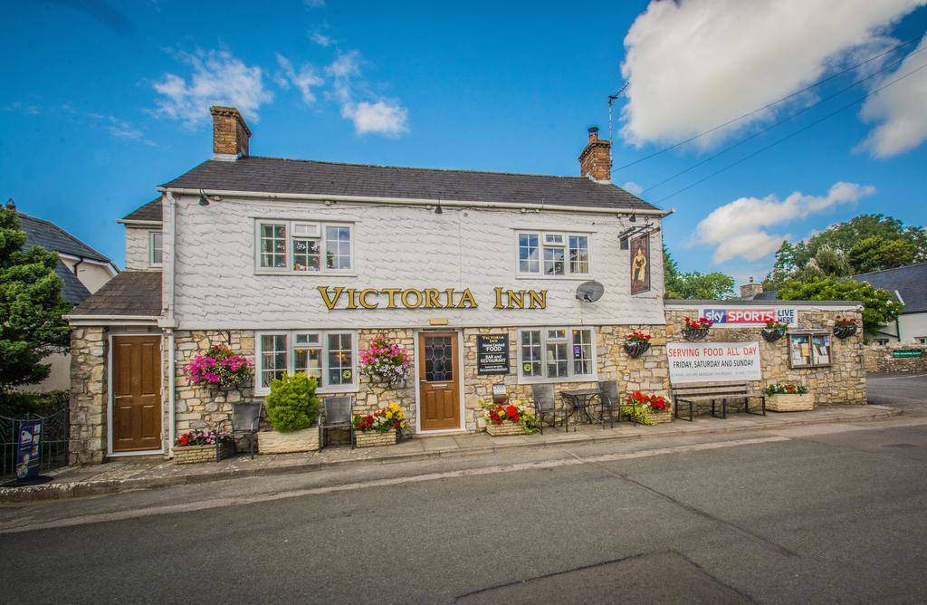 Victoria Inn Cowbridge Exterior foto