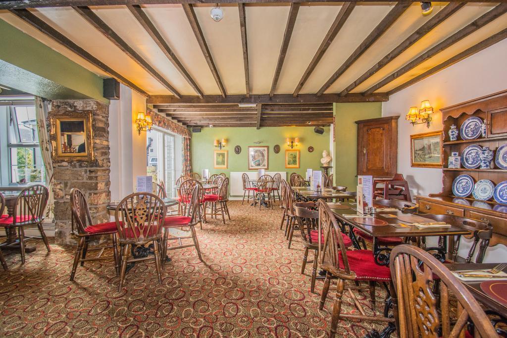Victoria Inn Cowbridge Exterior foto